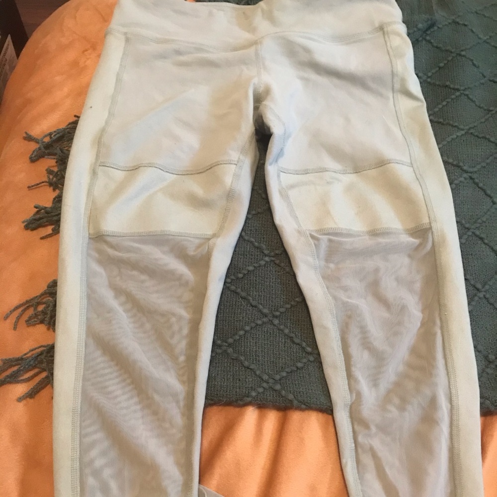 Alo Yoga mesh leggings